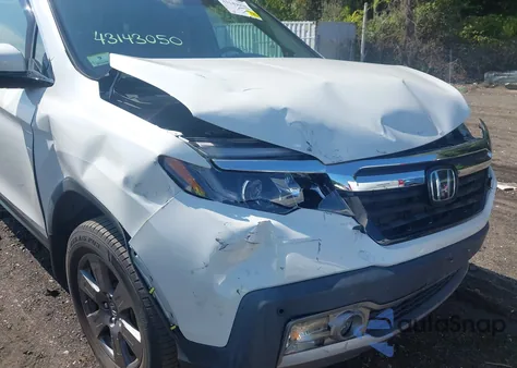 2020 Honda Ridgeline Rtl-E z USA, uszkodzony, nr VIN 5FPYK3F72LB004650